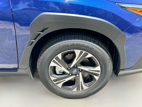 Used 2025 Subaru Crosstrek 2.0i Premium AWD/4WD image 33