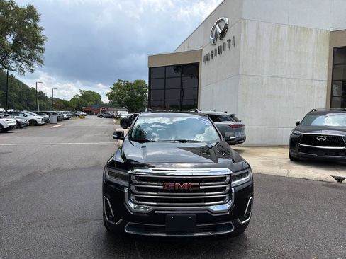 Used 2023 GMC Acadia SLT AWD/4WD image 3