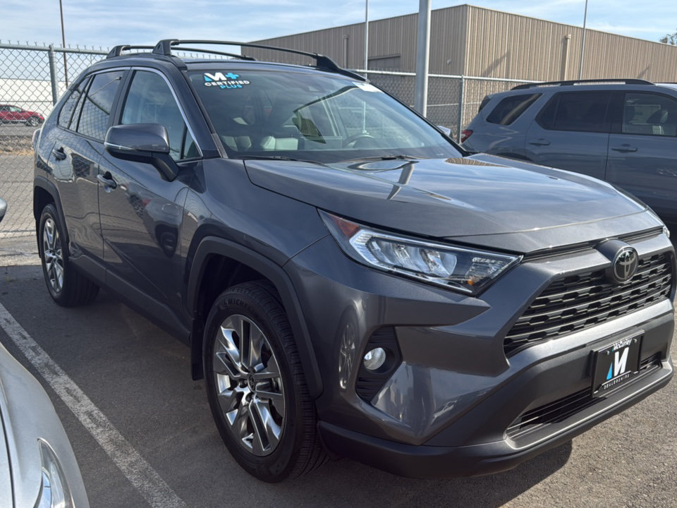 Used 2021 Toyota RAV4 XLE Premium w/ Carpet Mat Package (TMS) FWD image 1