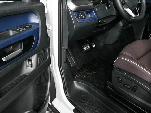 New 2025 Volkswagen ID. Buzz Pro S image 6