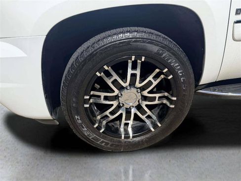 Used 2008 GMC Yukon Denali AWD/4WD image 22