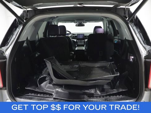 Used 2022 Ford Explorer Limited w/ Equipment Group 301A AWD/4WD image 4
