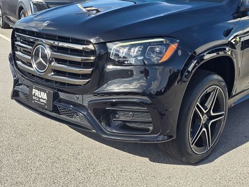 Used 2024 Mercedes-Benz GLS 450 4MATIC image 10