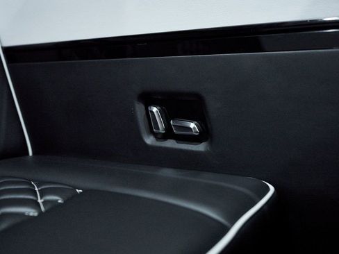 Used 2017 Mercedes-Benz Sprinter 3500 image 74