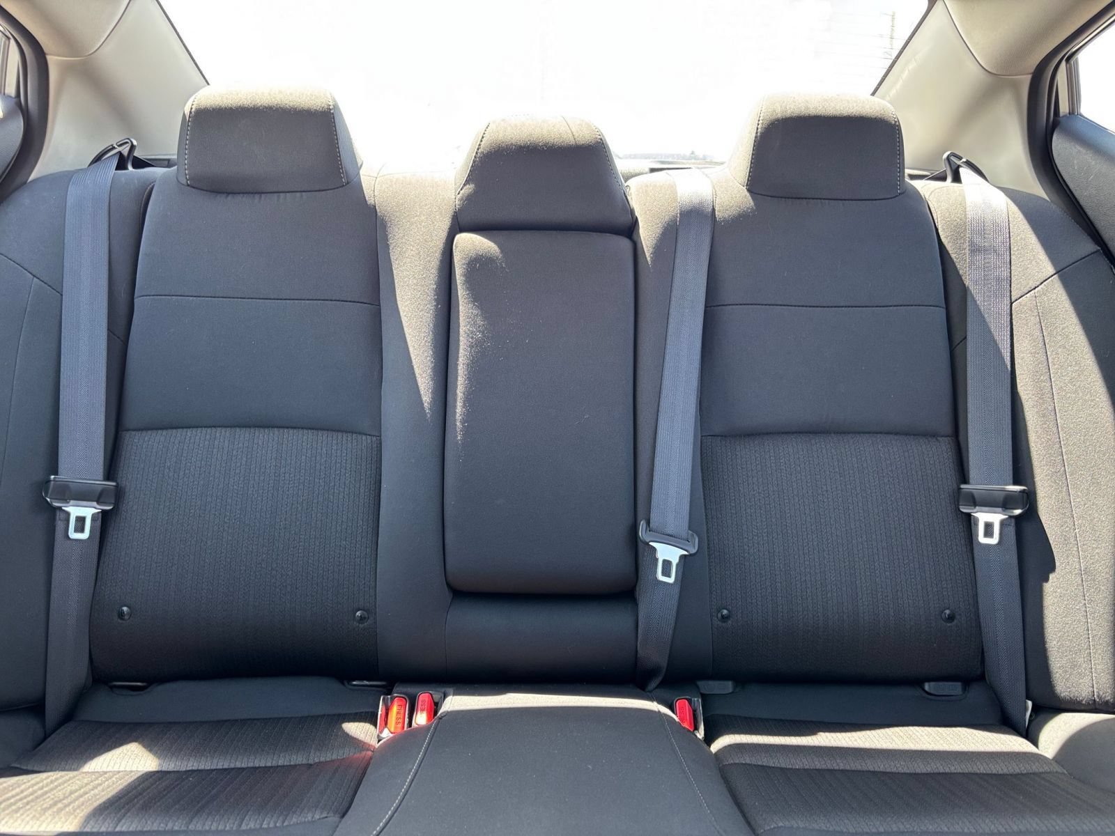 Used 2025 Nissan Altima 2.5 SV FWD image 38
