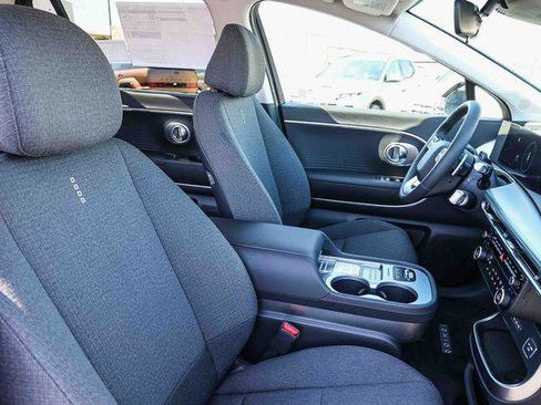 New 2026 Hyundai Ioniq 9 SE image 17