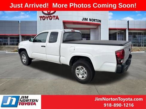Used 2019 Toyota Tacoma SR RWD image 6