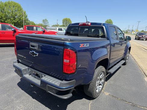 Used 2020 Chevrolet Colorado Z71 AWD/4WD image 3