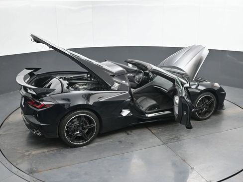 Used 2025 Chevrolet Corvette Stingray Coupe w/ Z51 Performance Package image 52