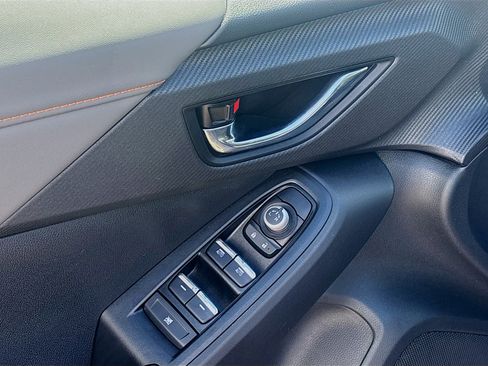 Certified 2025 Subaru Crosstrek 2.5i Limited w/ Popular Package #3A image 21