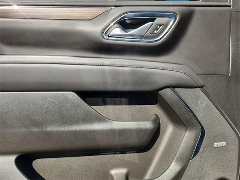 Certified 2024 Chevrolet Suburban High Country image 22