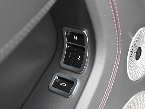 Used 2024 Bentley Continental GT image 29