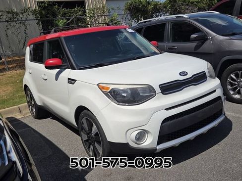 Used 2017 Kia Soul + w/ Designer's Package FWD image 3