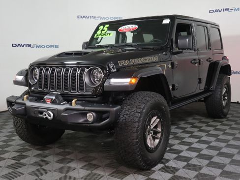 Certified 2025 Jeep Wrangler Unlimited Rubicon 392 image 11