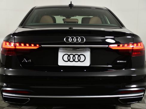 Used 2023 Audi A4 2.0T Premium w/ Convenience Package image 8