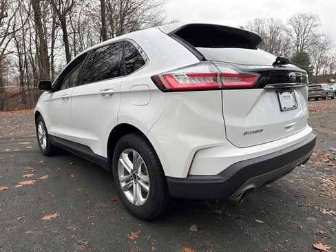 Used 2019 Ford Edge SEL w/ Equipment Group 201A image 4
