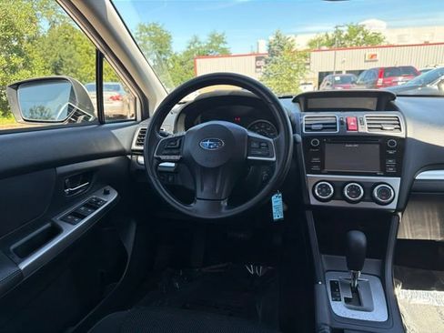 Used 2015 Subaru Crosstrek 2.0i Premium AWD/4WD image 8