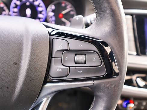 Certified 2023 Buick Enclave Avenir image 23