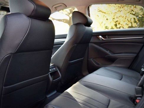 Certified 2022 Honda Accord Sport Special Edition image 21