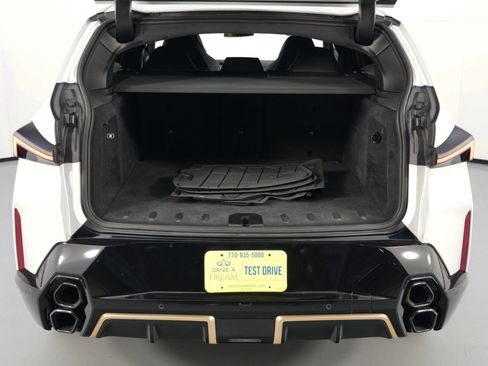 Used 2024 BMW XM image 10