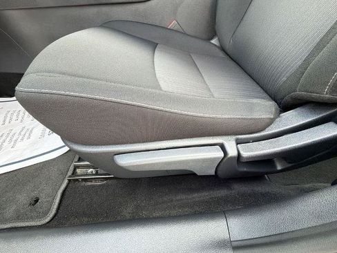 Certified 2025 Nissan Sentra SV FWD image 18