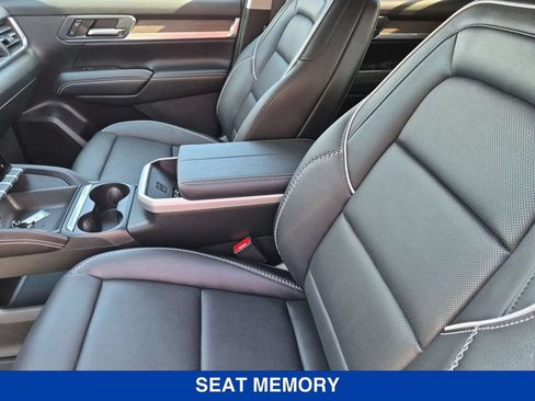 Used 2026 GMC Terrain Denali w/ LPO, Floor Liner Package AWD/4WD image 13