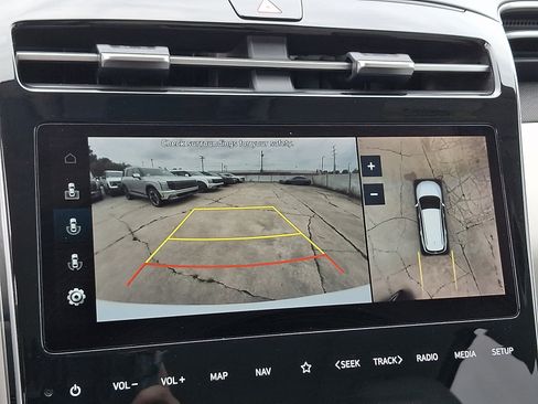 Used 2022 Hyundai Tucson Limited AWD/4WD image 24