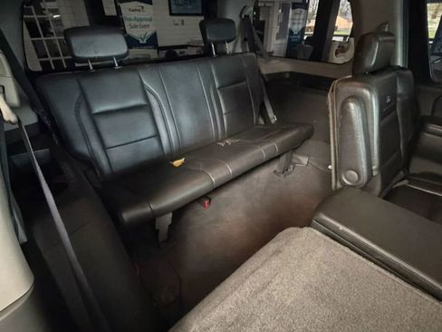Used 2005 INFINITI QX56 4WD image 16