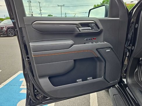Used 2026 GMC Sierra 1500 AT4 w/ Technology Package AWD/4WD image 14