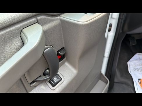 Used 2021 Chevrolet Express 2500 w/ Driver Convenience Package RWD image 8