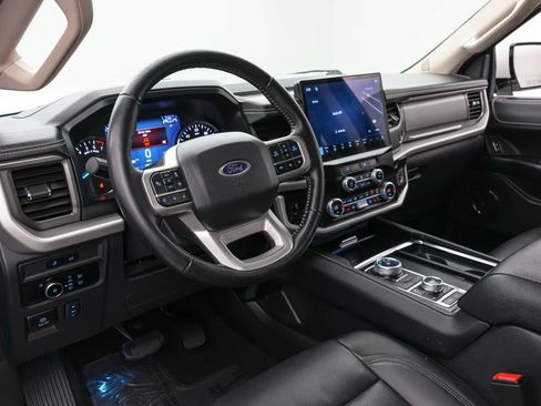 Certified 2023 Ford Expedition XLT AWD/4WD image 12