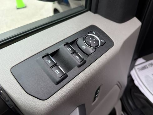 Used 2020 Ford F150 XLT w/ Equipment Group 302A Luxury image 16