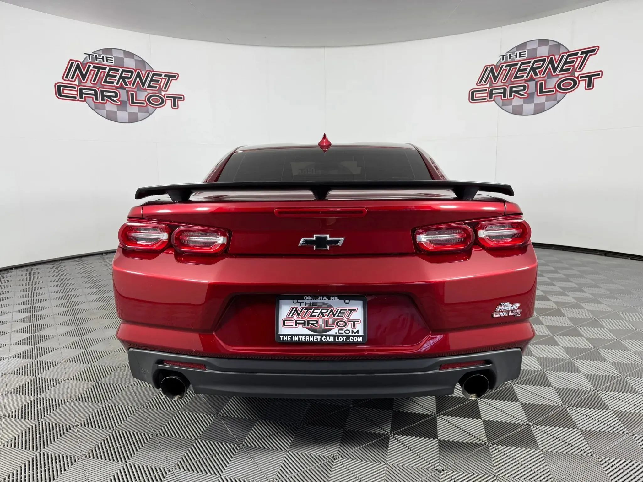 Used 2023 Chevrolet Camaro LT RWD image 6