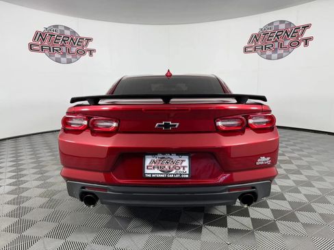 Used 2023 Chevrolet Camaro LT RWD image 6