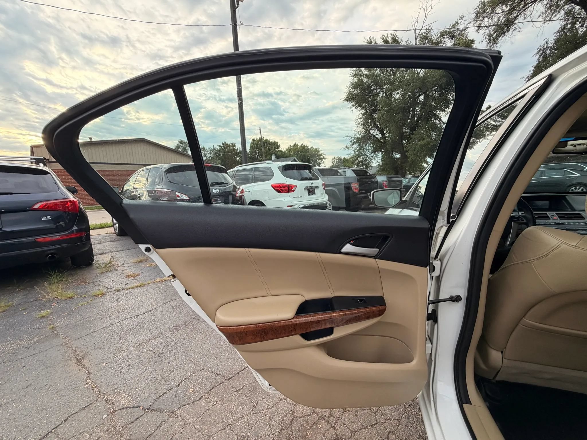 Used 2012 Honda Accord EX-L image 15