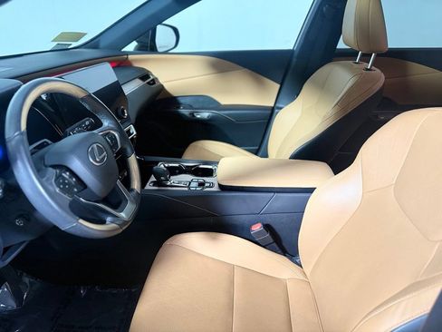 Used 2023 Lexus RX 350 Premium Plus w/ Cold Area Package AWD/4WD image 19