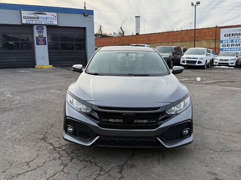Used 2018 Honda Civic EX image 5