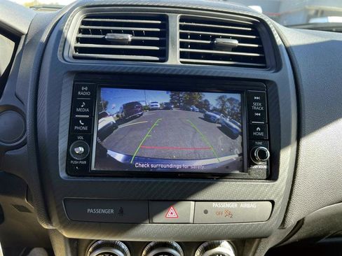 Used 2024 Mitsubishi Outlander Sport SE image 25