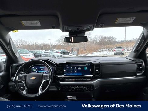 Used 2022 Chevrolet Silverado 1500 LTZ image 11