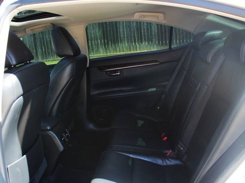Used 2014 Lexus ES 350 w/ Luxury Package FWD image 11