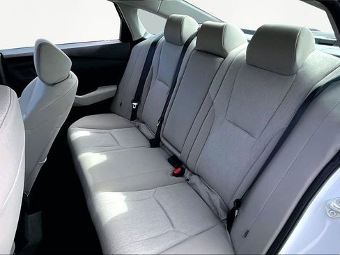 Used 2023 Honda Accord EX image 18