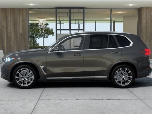 New 2026 BMW X5 xDrive40i AWD/4WD image 4