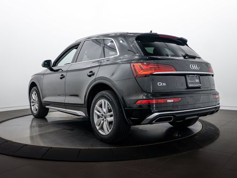 Certified 2023 Audi Q5 2.0T Premium w/ Convenience Package AWD/4WD image 5