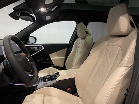 New 2026 BMW X3 xDrive30 w/ Premium Package image 8