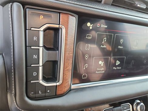 Certified 2023 GMC Yukon Denali Ultimate image 31