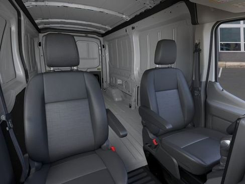 New 2026 Ford Transit 250 148 Medium Roof RWD image 10