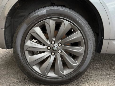 Used 2020 Land Rover Discovery Sport SE R-Dynamic image 27