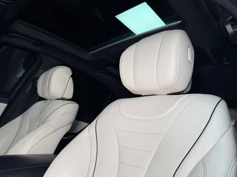 Used 2016 Mercedes-Benz S 550 Sedan w/ Premium Package image 16