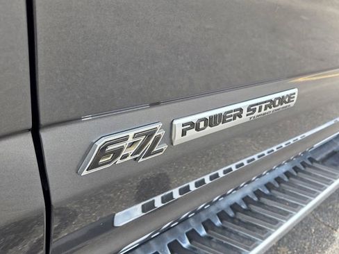 Used 2019 Ford F250 Lariat w/ Lariat Ultimate Package AWD/4WD image 10