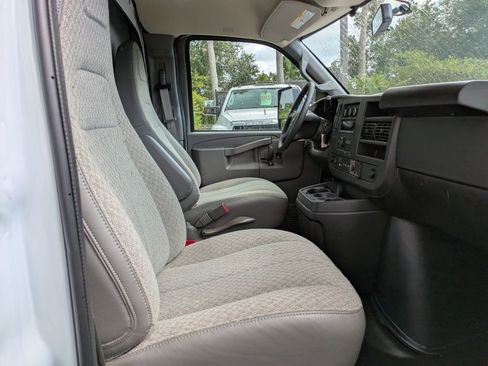 New 2025 Chevrolet Express 3500 w/ Power Convenience Package image 16